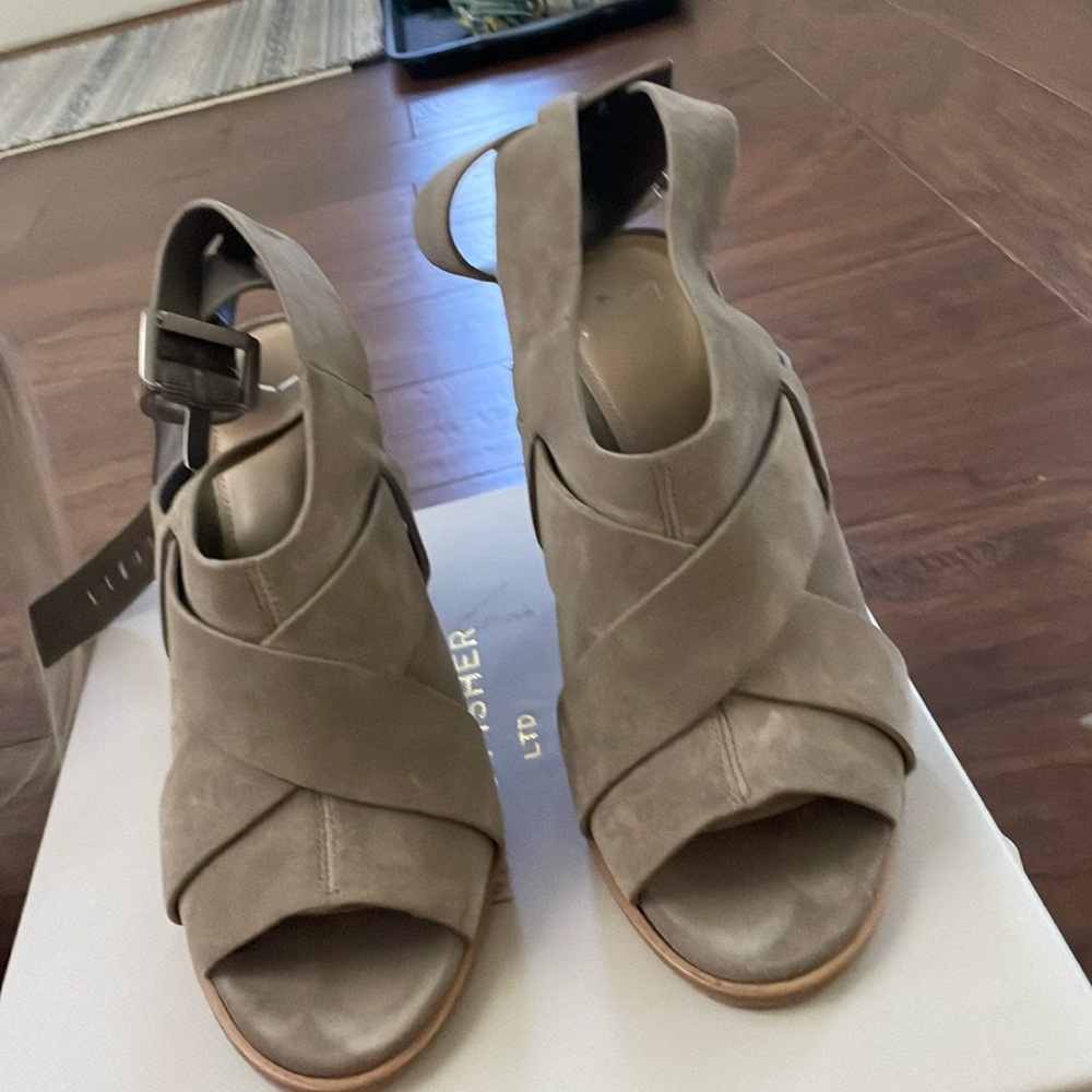 Marc Fisher Valen Sandal